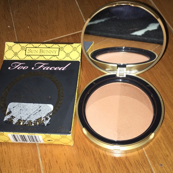 Too Faced Other - Too faced bronzer. Sun bunny